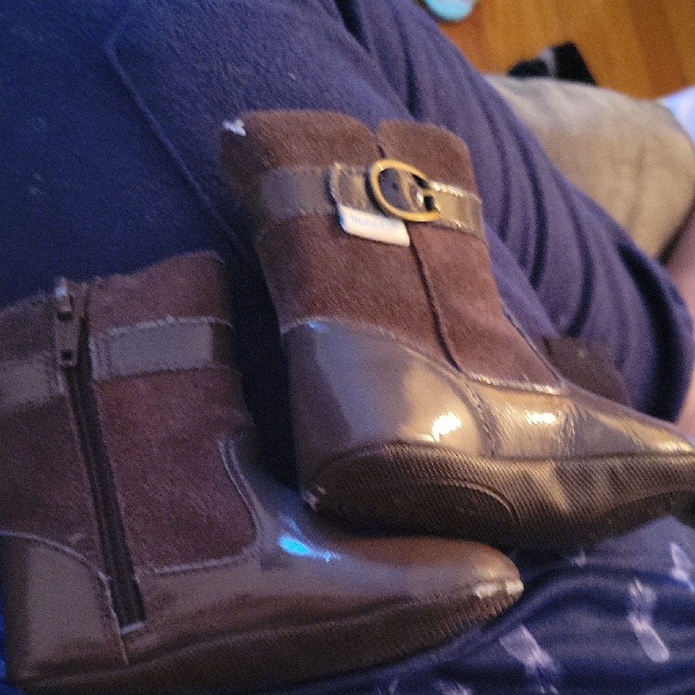 Robeez Brown Boots with Gold Accent